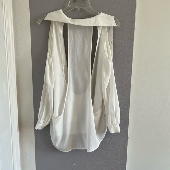 Foreign Exchange Cold Shoulder Button Front Top - Picture 5 of 9